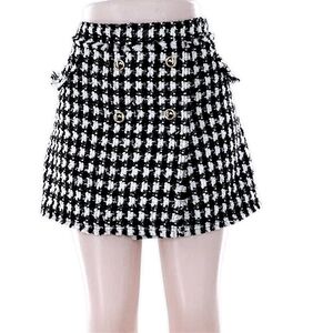 House of Harlow 1960 Black and White Skater Skorts